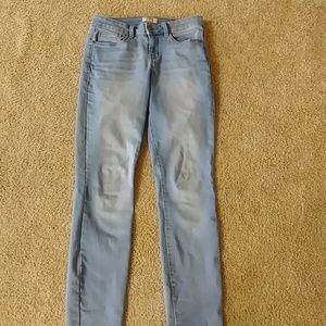 Lei jeans